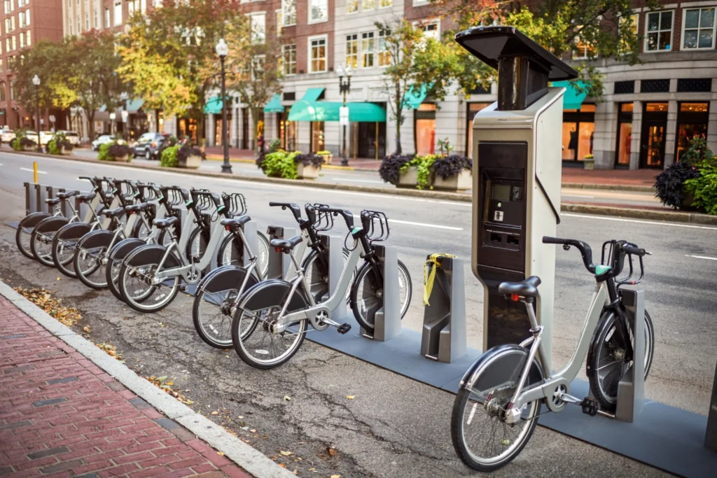 E-bikes en ciudades inteligentes: movilidad sostenible que transforma el entorno urbano 1 e-bikes en ciudades inteligentes
